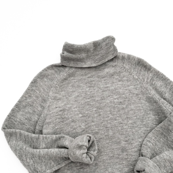 H&M Oversized Turtleneck Sweater - S - Picture 1 of 3